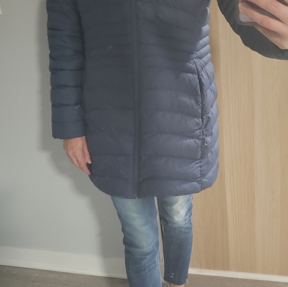 Reebok puffer coat size M - Picture 2 of 4